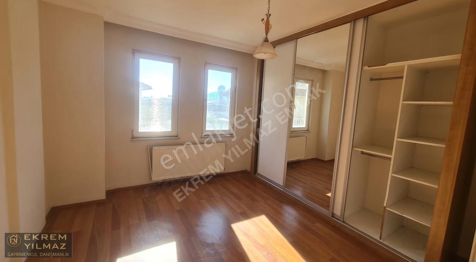 Köyceğiz Ulucamii Mahallesin'de 5+1 Bitişik Tripleks Villa - Görsel 3