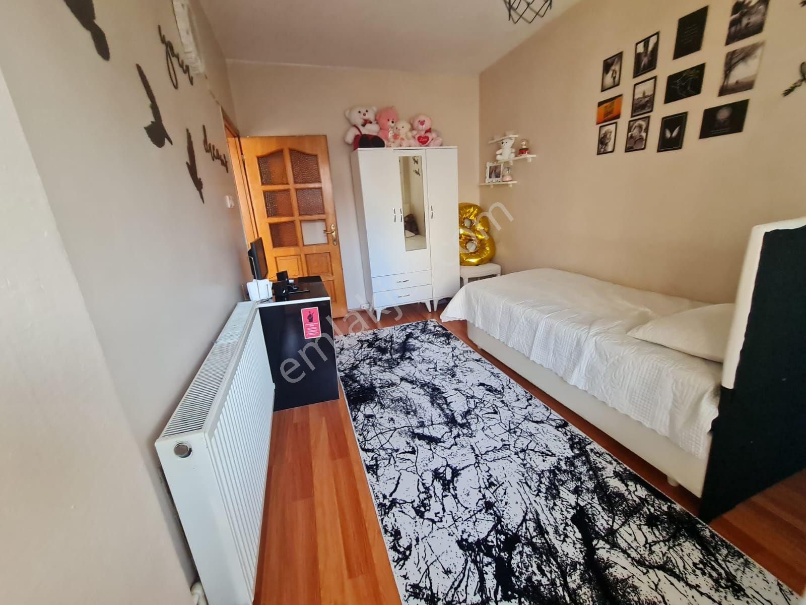 Mehmet Akifte Kiralık Eşyalı 2+1 4.kat - Görsel 8