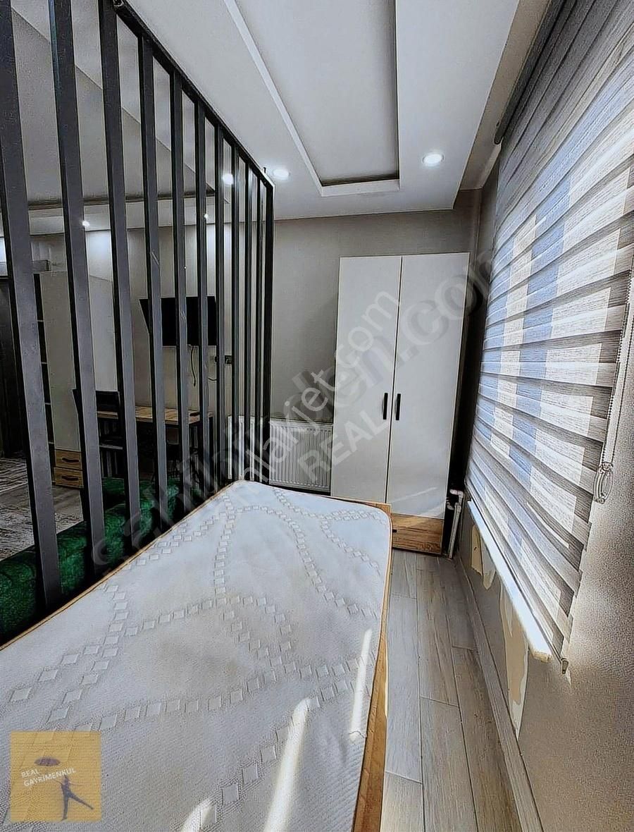 Real'den Merkezi Konumda Ferah Ve Lüks 1+0 Daire - Görsel 4