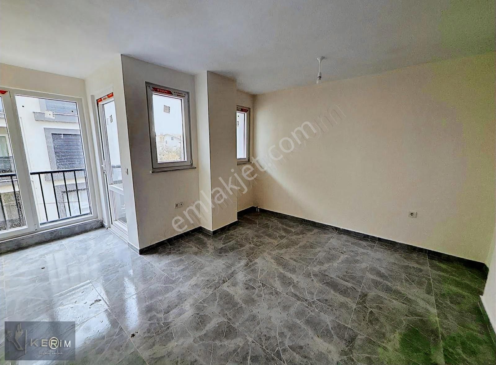 Kerim'den Küçükkuyu Merkez'de 1+1 Kiralık Daire - Görsel 4