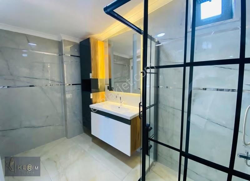 Kerim'den Altınoluk Satılık 5+1 Denize 100m. Sıfır Bahçeli Villa - Görsel 7