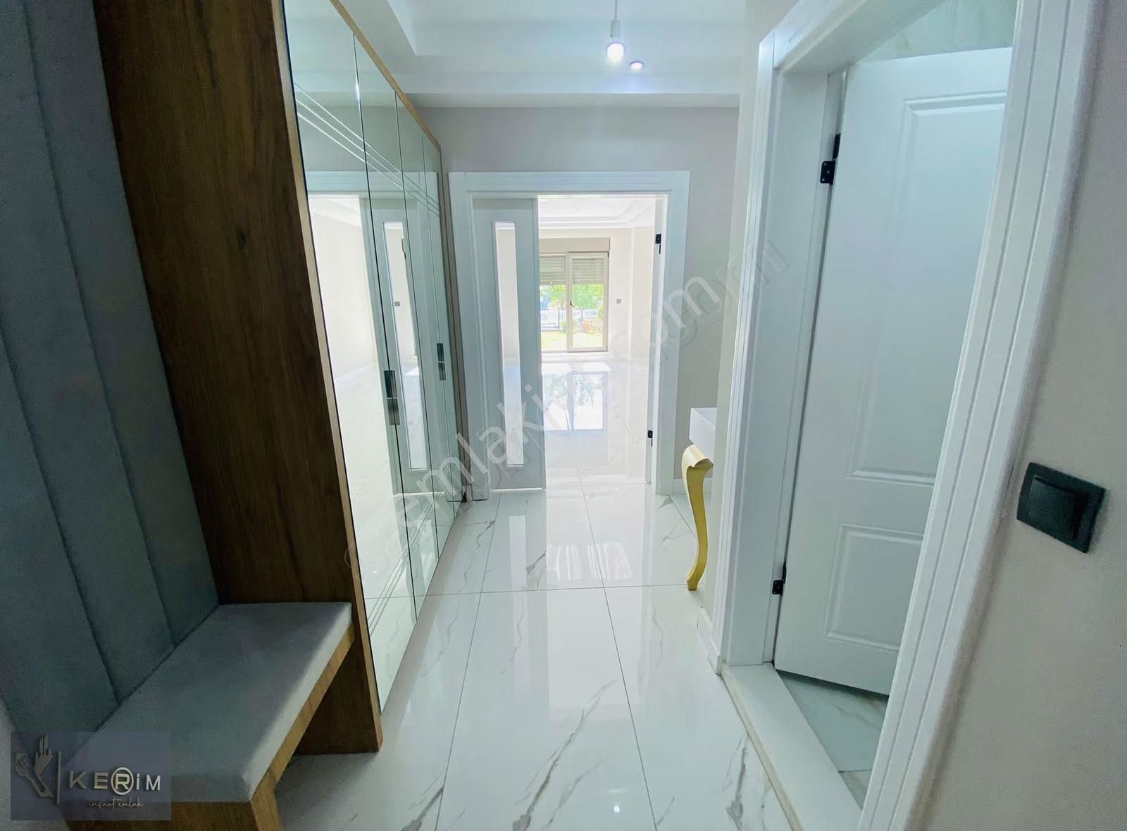 Kerim'den Altınoluk Satılık 5+1 Denize 100m. Sıfır Bahçeli Villa - Görsel 3