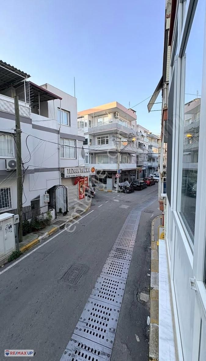 Balçova Eğitim Mh.'de İstinye Avm'ye Yakın,eşyalı Kiralık Daire - Görsel 15