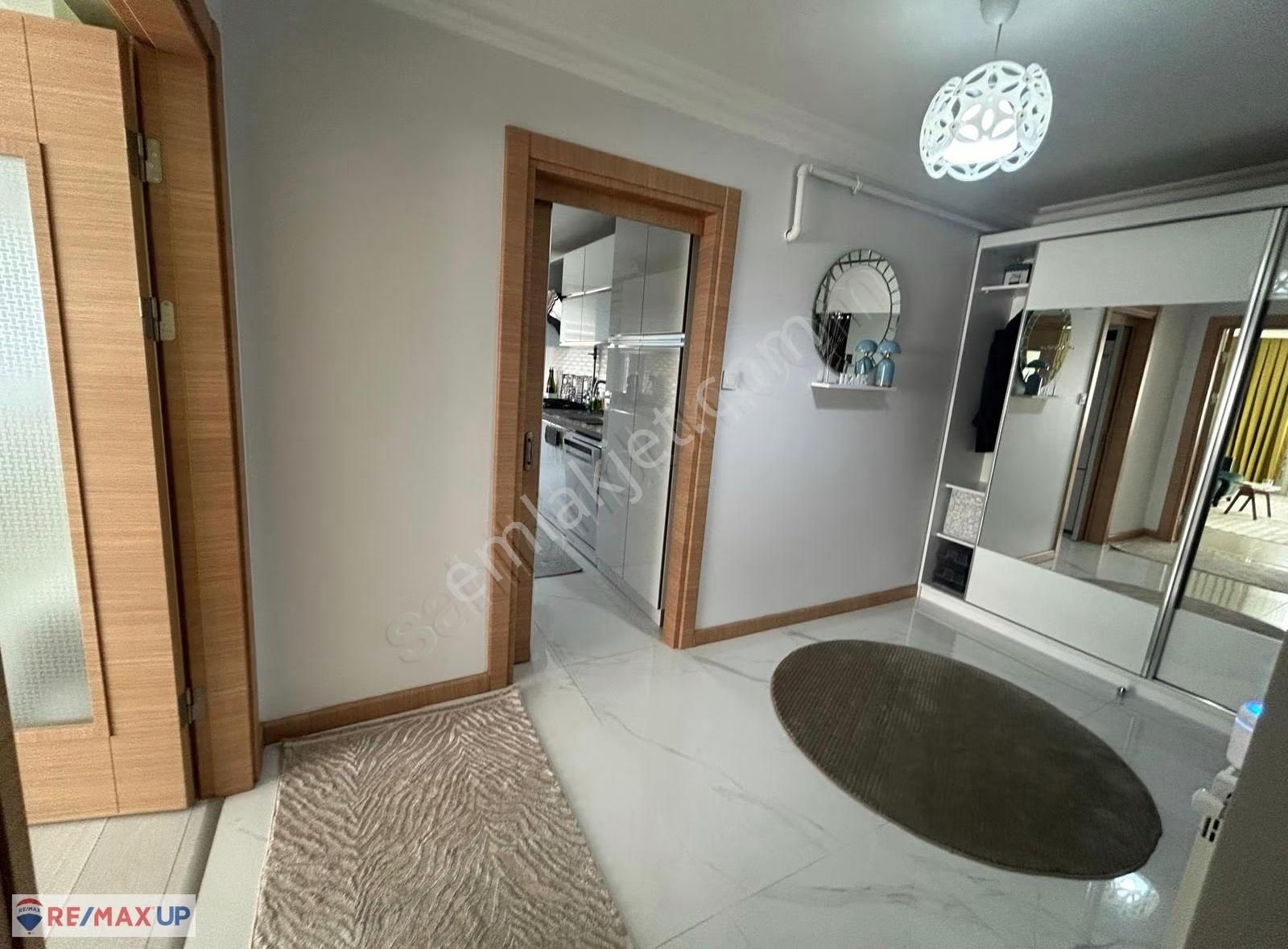 Girne Bulvarı Üzerinde Tam Bakımlı Ebeveyn Banyolu 3+1 Daire - Görsel 10