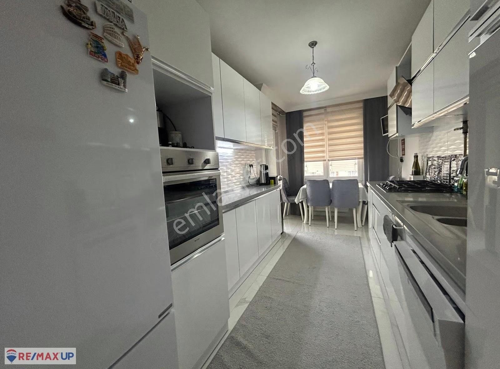 Girne Bulvarı Üzerinde Tam Bakımlı Ebeveyn Banyolu 3+1 Daire - Görsel 17