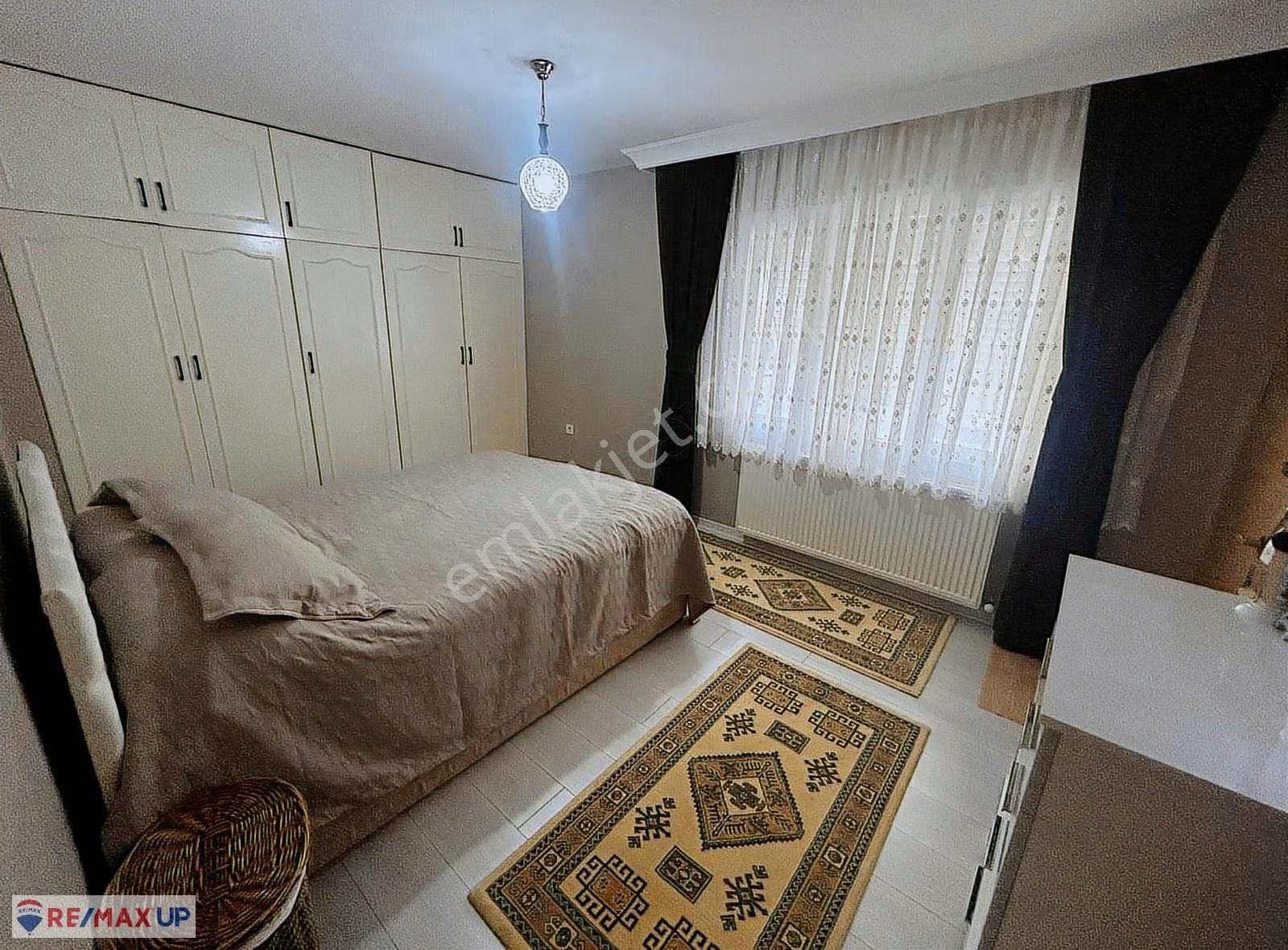 Girne Bulvarı Üzerinde Tam Bakımlı Ebeveyn Banyolu 3+1 Daire - Görsel 14