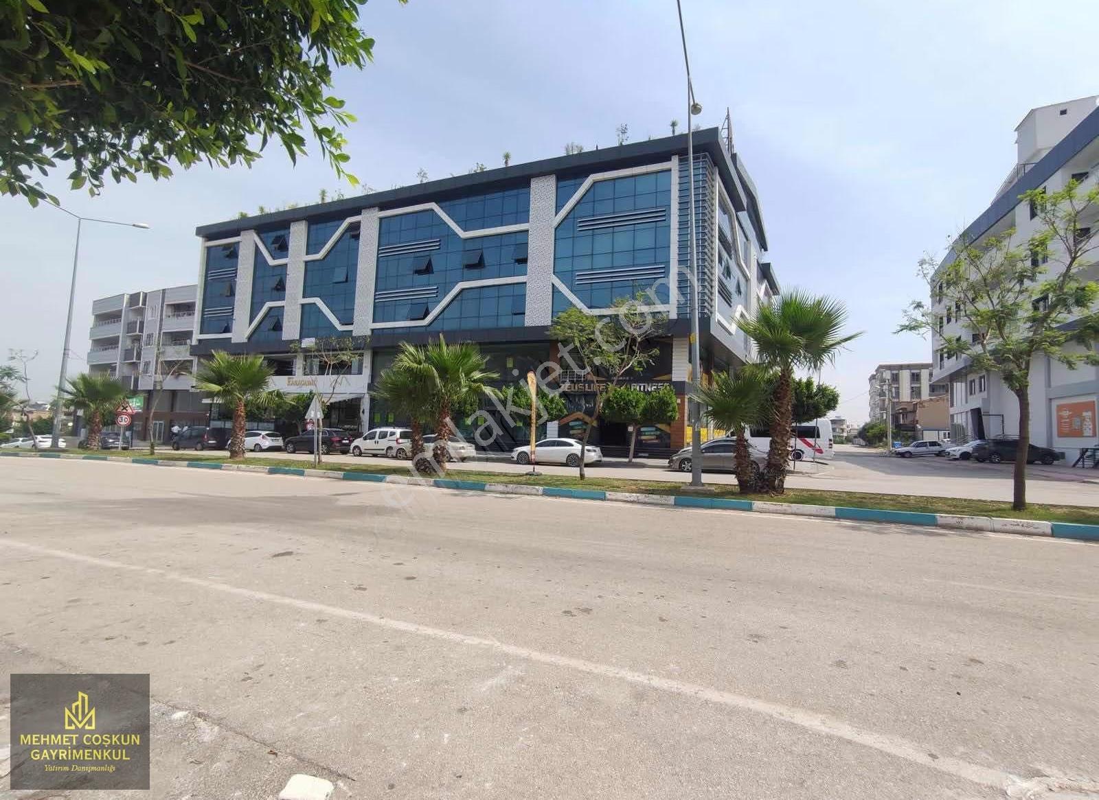 Sarıçam Ticaret Merkezin'de Satılık Lüx Ofis