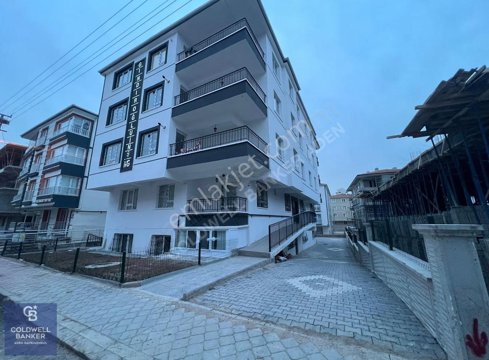 Sincan Yenikentte Satılık 3+1 Geniş Daire - Görsel 13