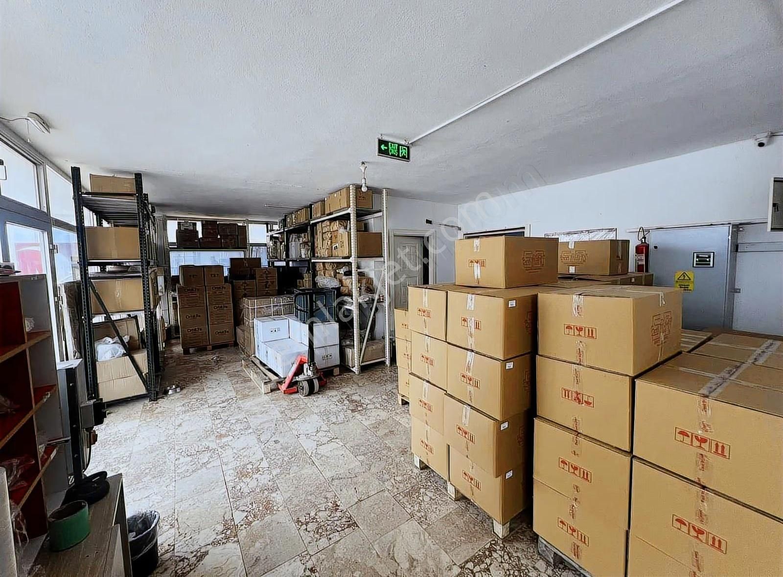 Altınova Sinan Mahallesinde Kiralık Ruhsatlı 1100 M² İş Merkezi - Görsel 9