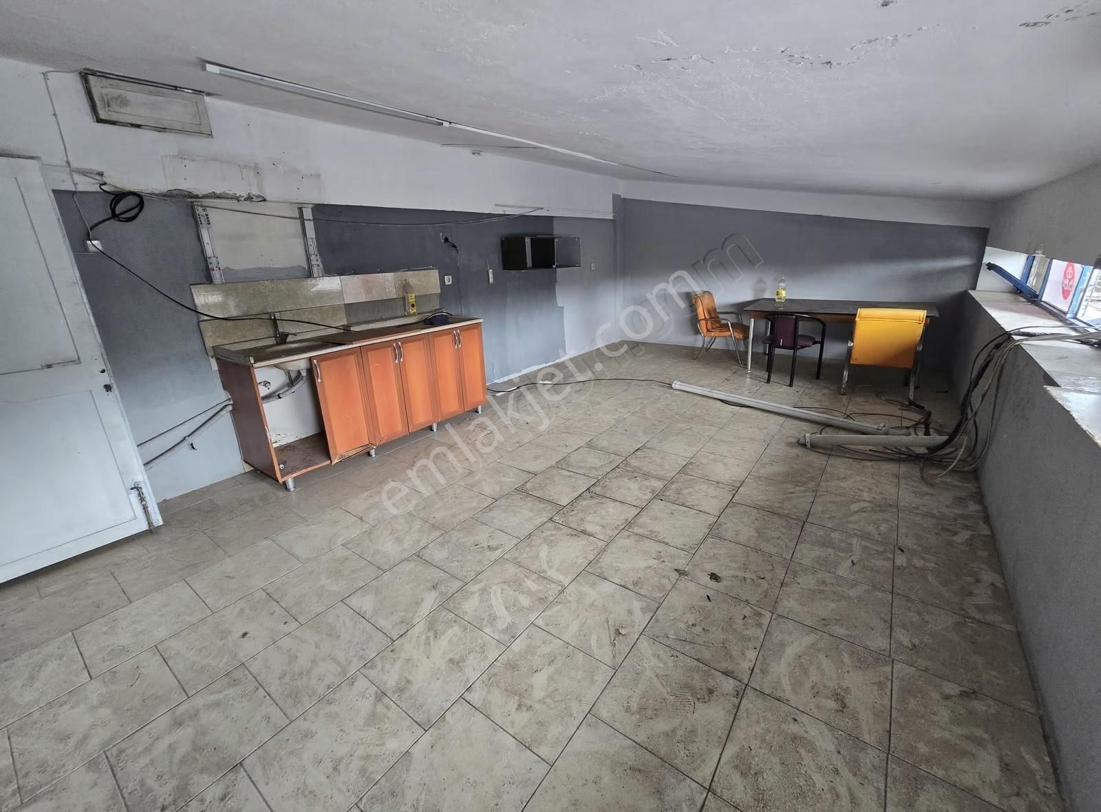 Akdeniz Sanayi Sitesi'nde Kiralık 400m² Asma Katlı Dükkan - Görsel 15