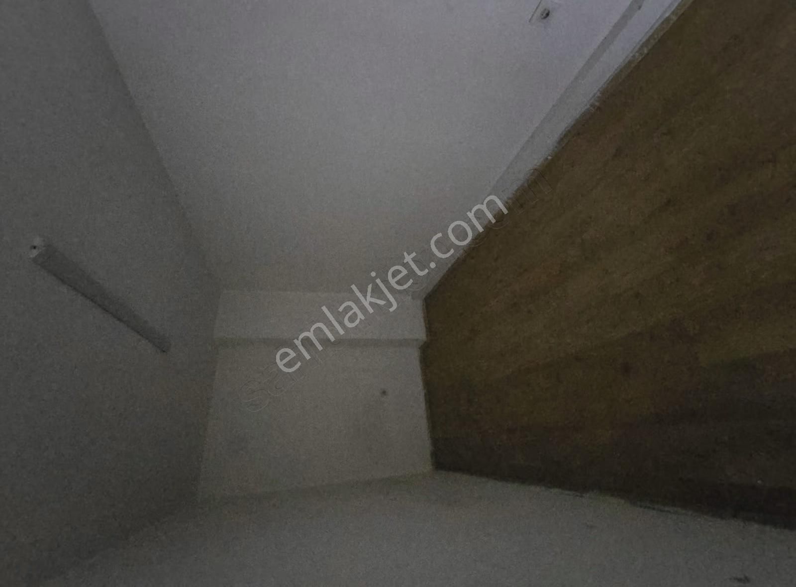 Akdeniz Sanayi Sitesi'nde Kiralık 400m² Asma Katlı Dükkan - Görsel 11