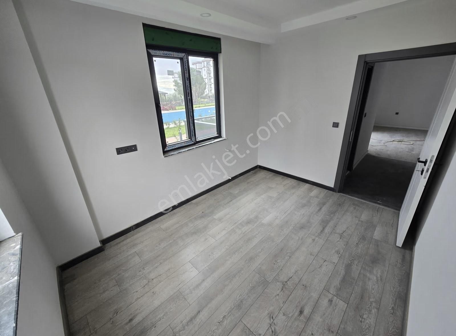 Varsak'ta Havuz Cepheli, Yatırımlık 1+1 Daire - Görsel 10