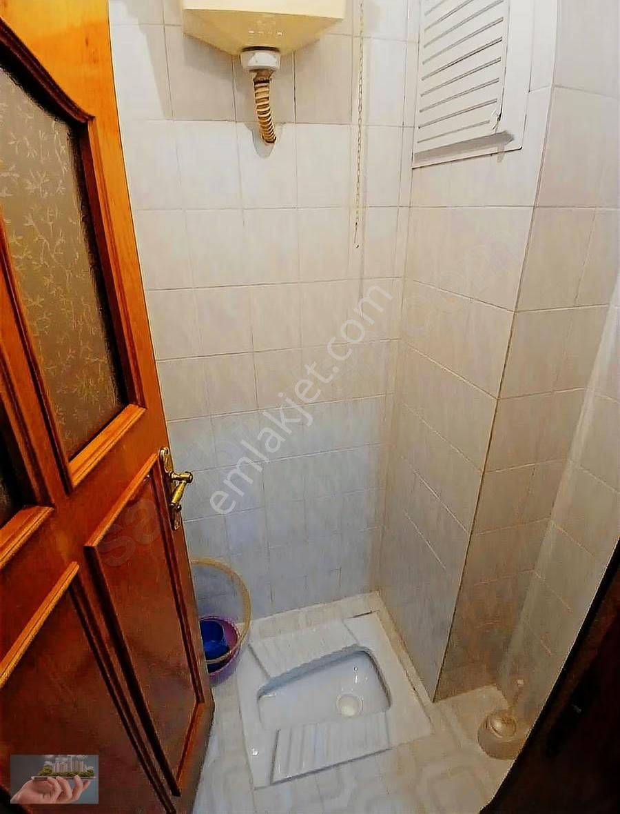 Gazi Mahallesinde 2+1 120 M2 5.kat Satılık Daire!! - Görsel 6