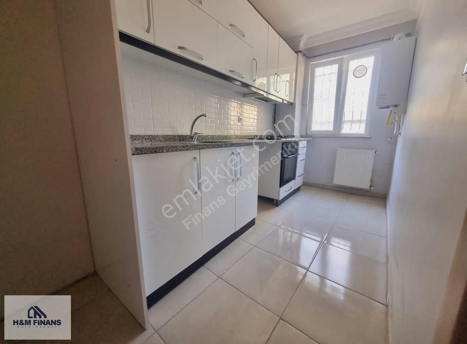 Çekmeköy Cumhuriyet Mah. Demokrasi Cd. Satılık 1+1 Geniş Daire - Görsel 12