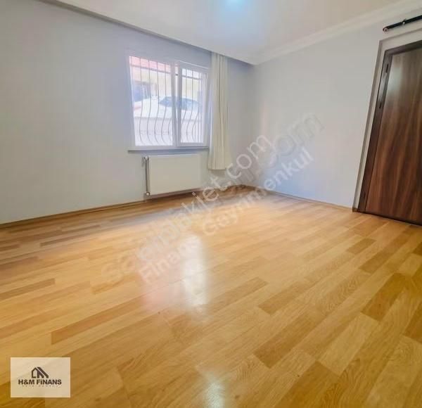 Çekmeköy Cumhuriyet Mah. Demokrasi Cd. Satılık 1+1 Geniş Daire - Görsel 6