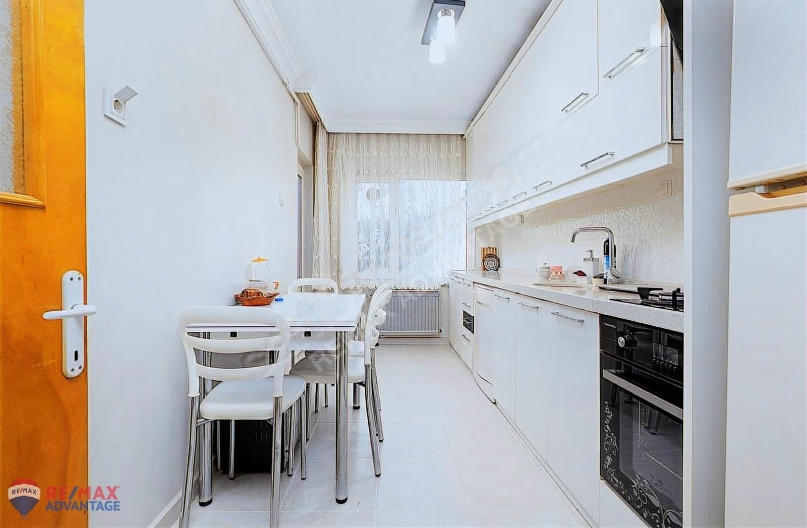 Remax Advantage'dan 3+1 Eşyalı Veya Eşyasız İçi Yenilenmiş Daire - Görsel 18