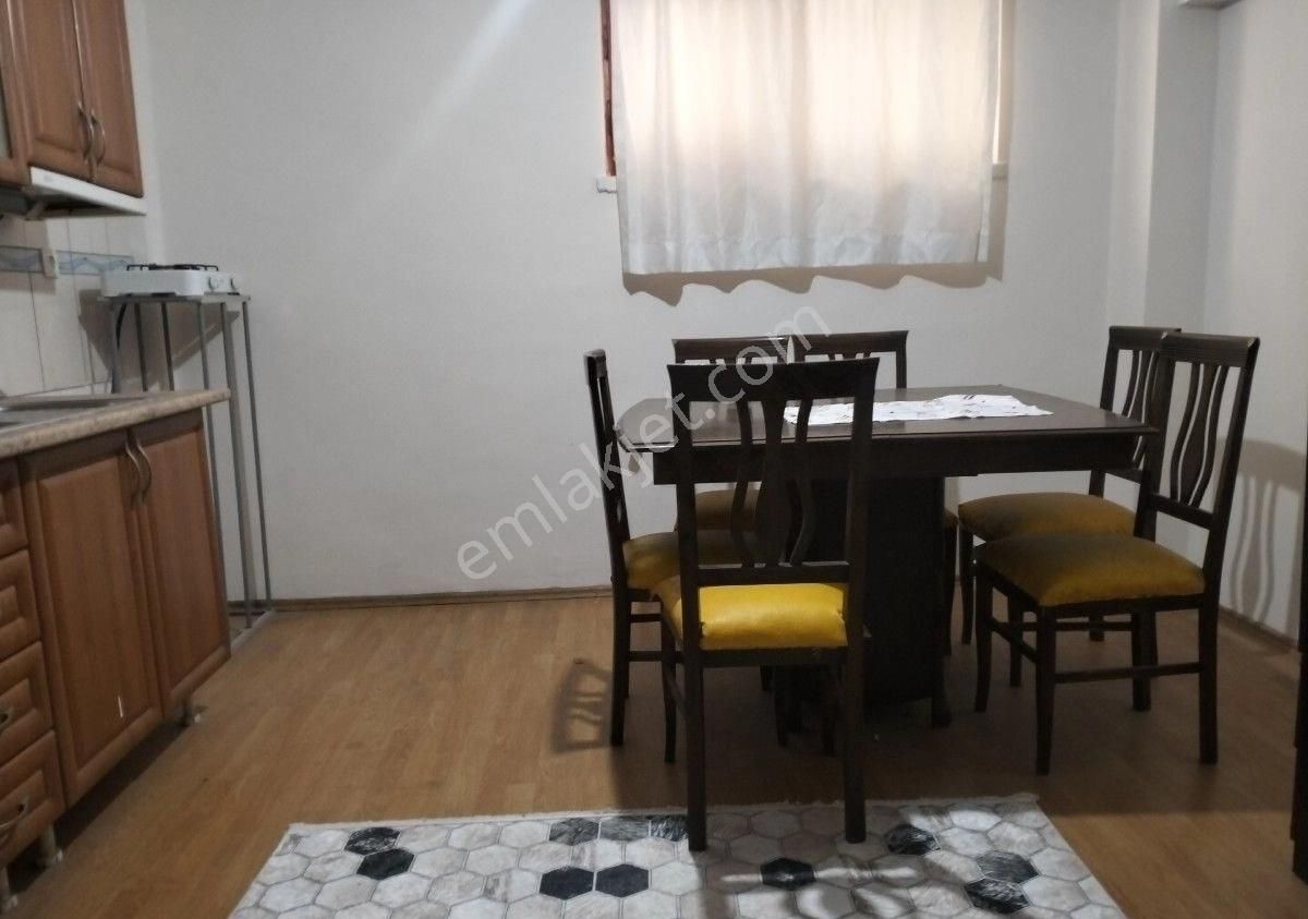 Bekar Memura Uygun Metroya Yakın Kiralık 1+1 Kısmen Möbleli - Görsel 8