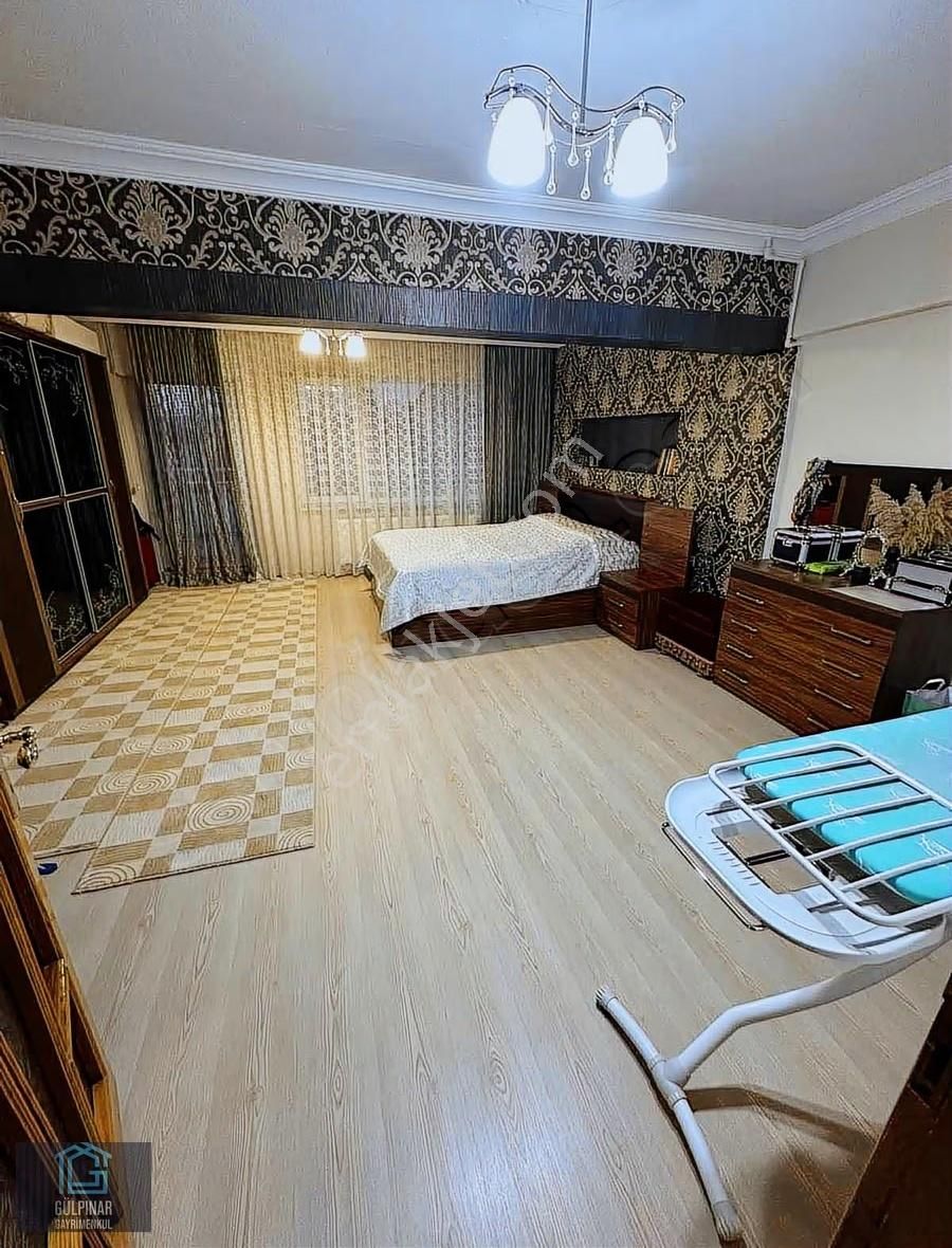 Gülpınar Gayrimenkul Den Uygun Fiyata 230 M2 Satılık Daire - Görsel 3