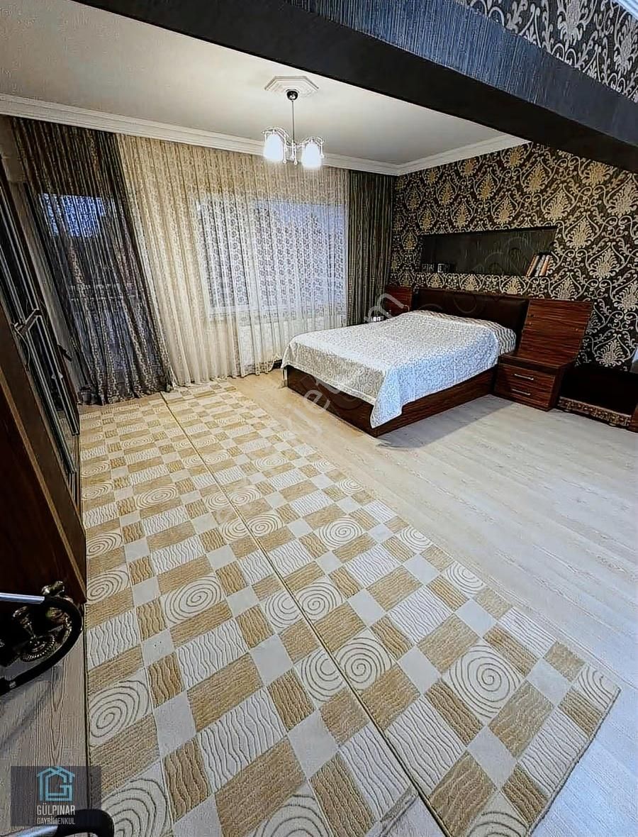 Gülpınar Gayrimenkul Den Uygun Fiyata 230 M2 Satılık Daire - Görsel 6