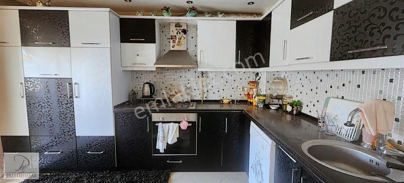 Tire Prestijden Satılık 4+1 Çarşı Merkeze Yakın Daire - Görsel 14