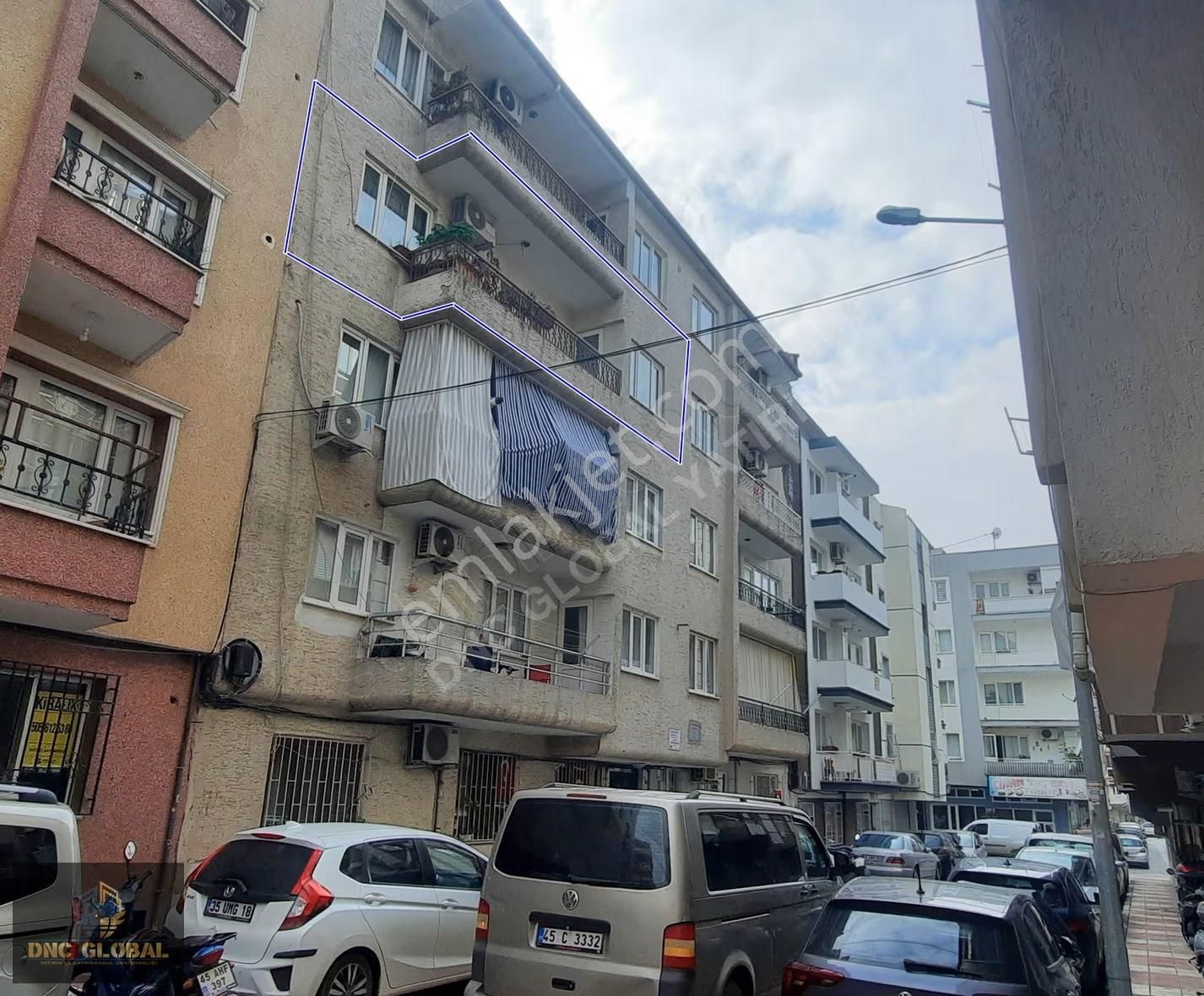 Tevfikiye Mah.-kemerburgaz Fırını Yanında Masrafsız Ara Kat 3+1