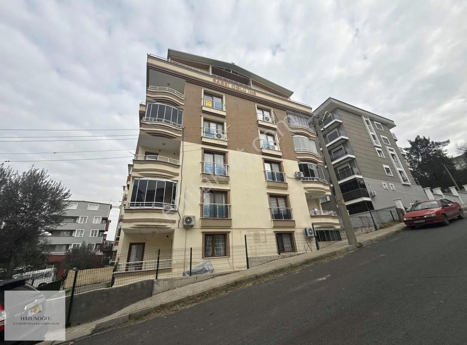 Hatunoğlu'ndan Kiralık Yenimahalle'de 4+1 Dubleks Daire