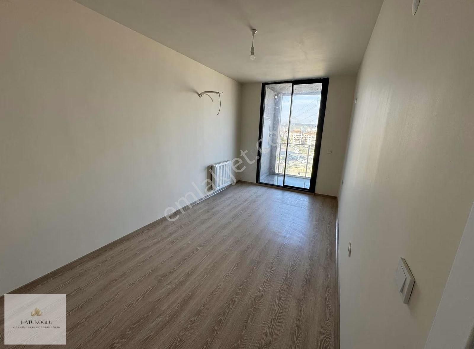 Hatunoğlu'ndan Kiralık Aliağa İzpek Station'da 3+1 Şehir Cephe - Görsel 7