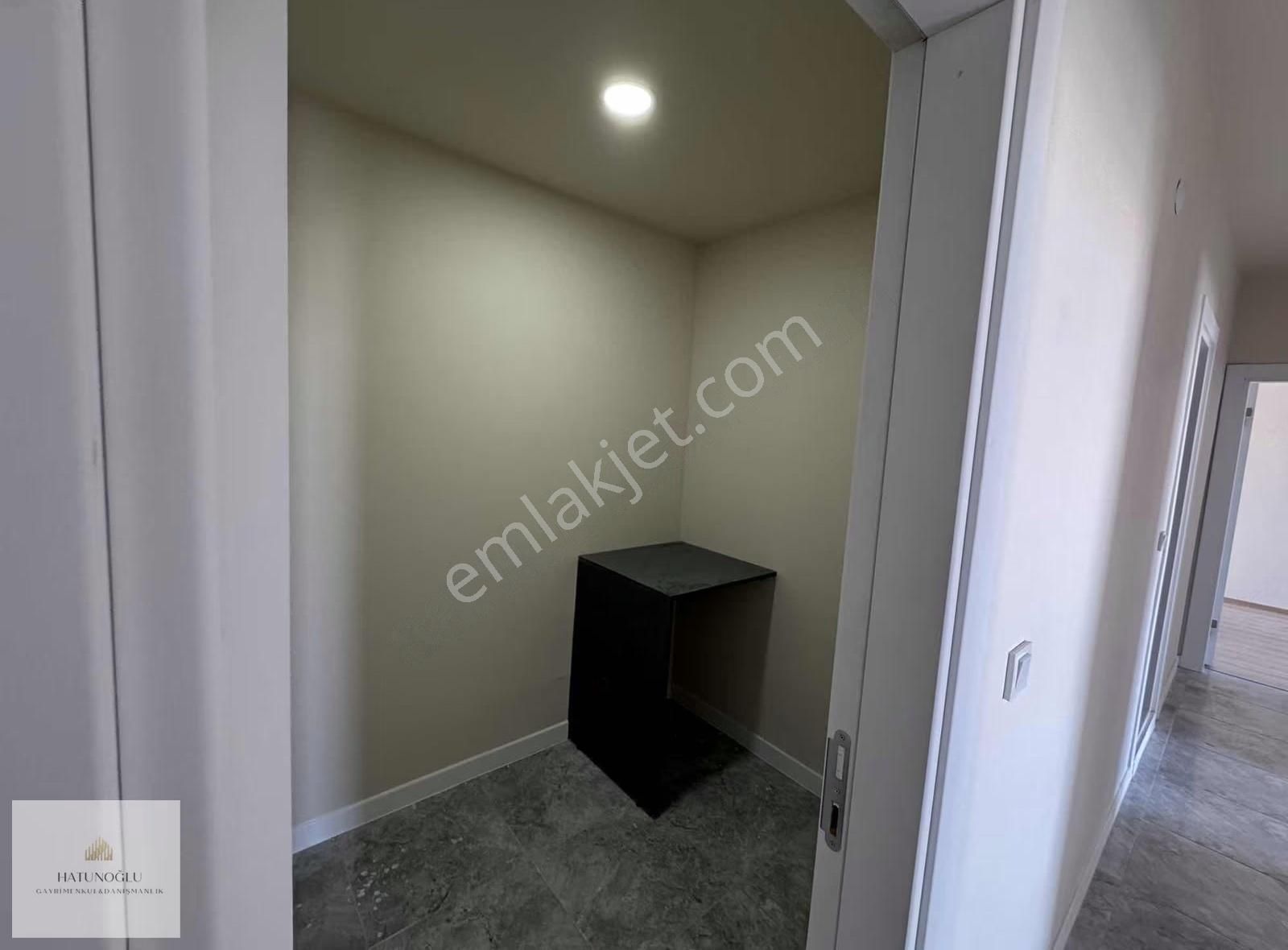 Hatunoğlu'ndan Kiralık Aliağa İzpek Station'da 3+1 Şehir Cephe - Görsel 17