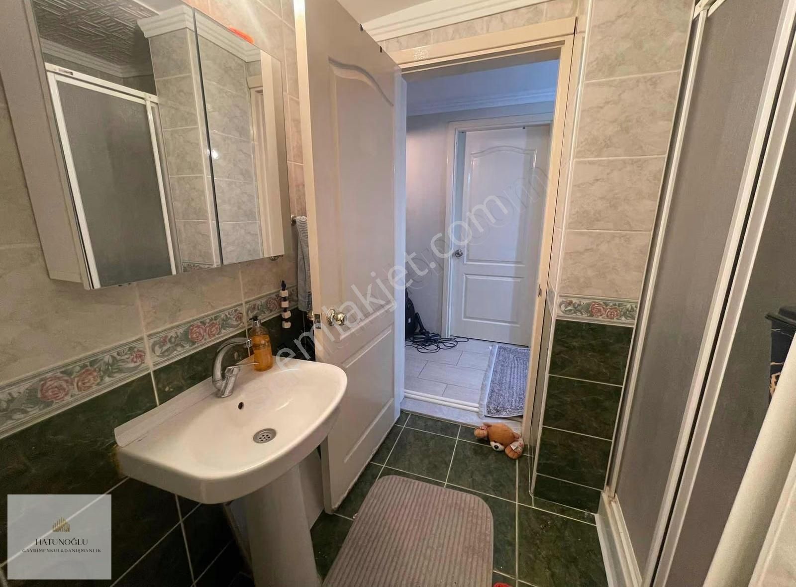 Hatunoğlu'ndan Kiralık Aliağa Merkez'de 2+1 Ara Kat Daire