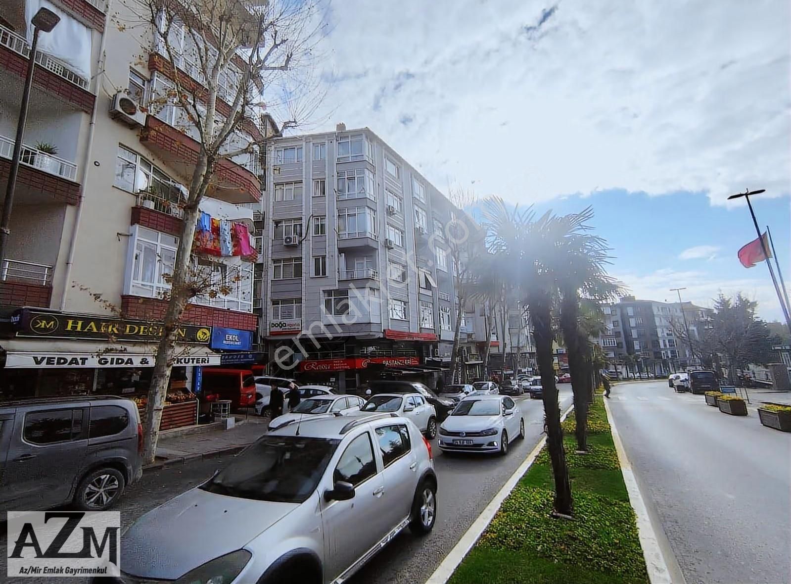 Azmir'den Satılık Vergi Dairesi Karşısı Geniş Ofis For Sale للبي - Görsel 28