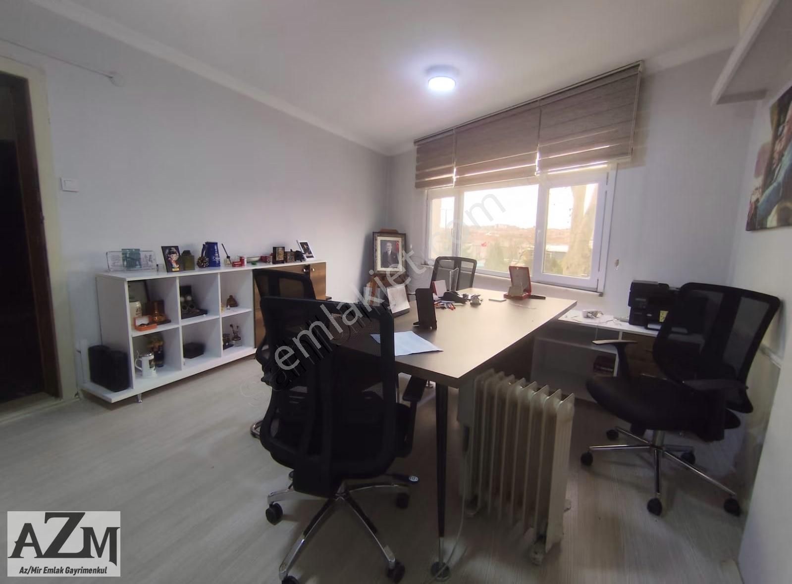 Azmir'den Satılık Vergi Dairesi Karşısı Geniş Ofis For Sale للبي - Görsel 13