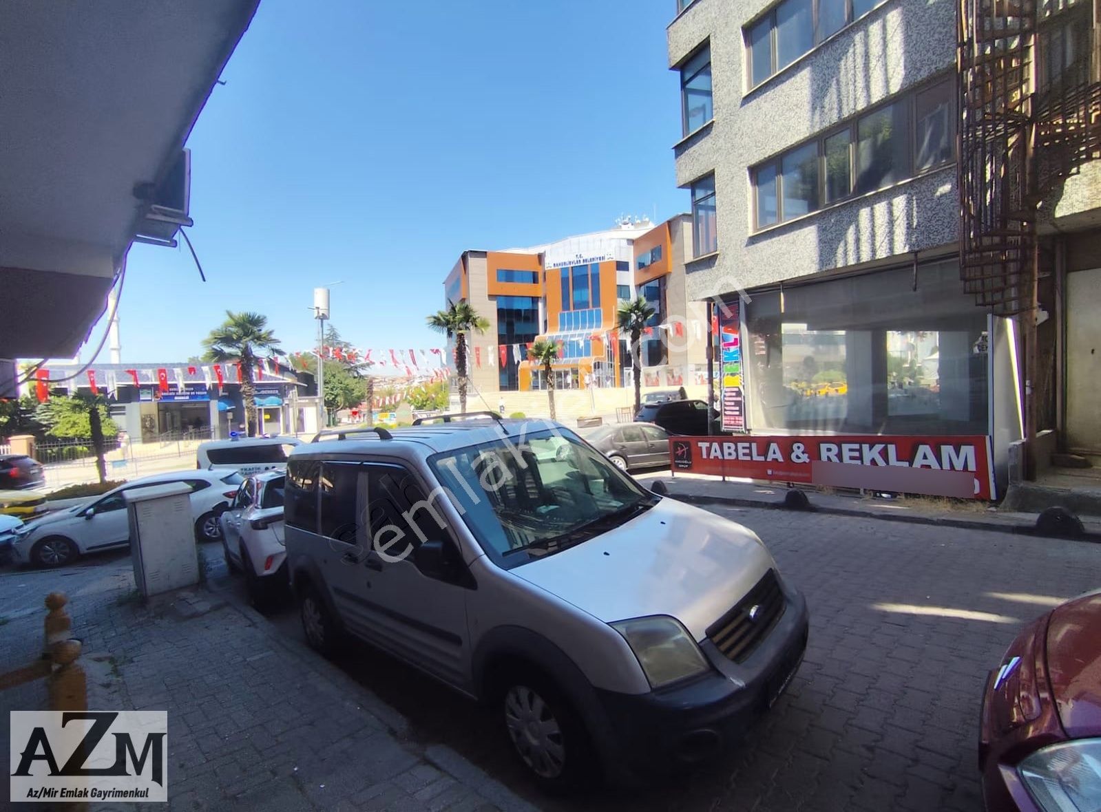 Azmir'den Belediye Karşısı Kiralık 45 M2 Ofis For Rent - Görsel 18