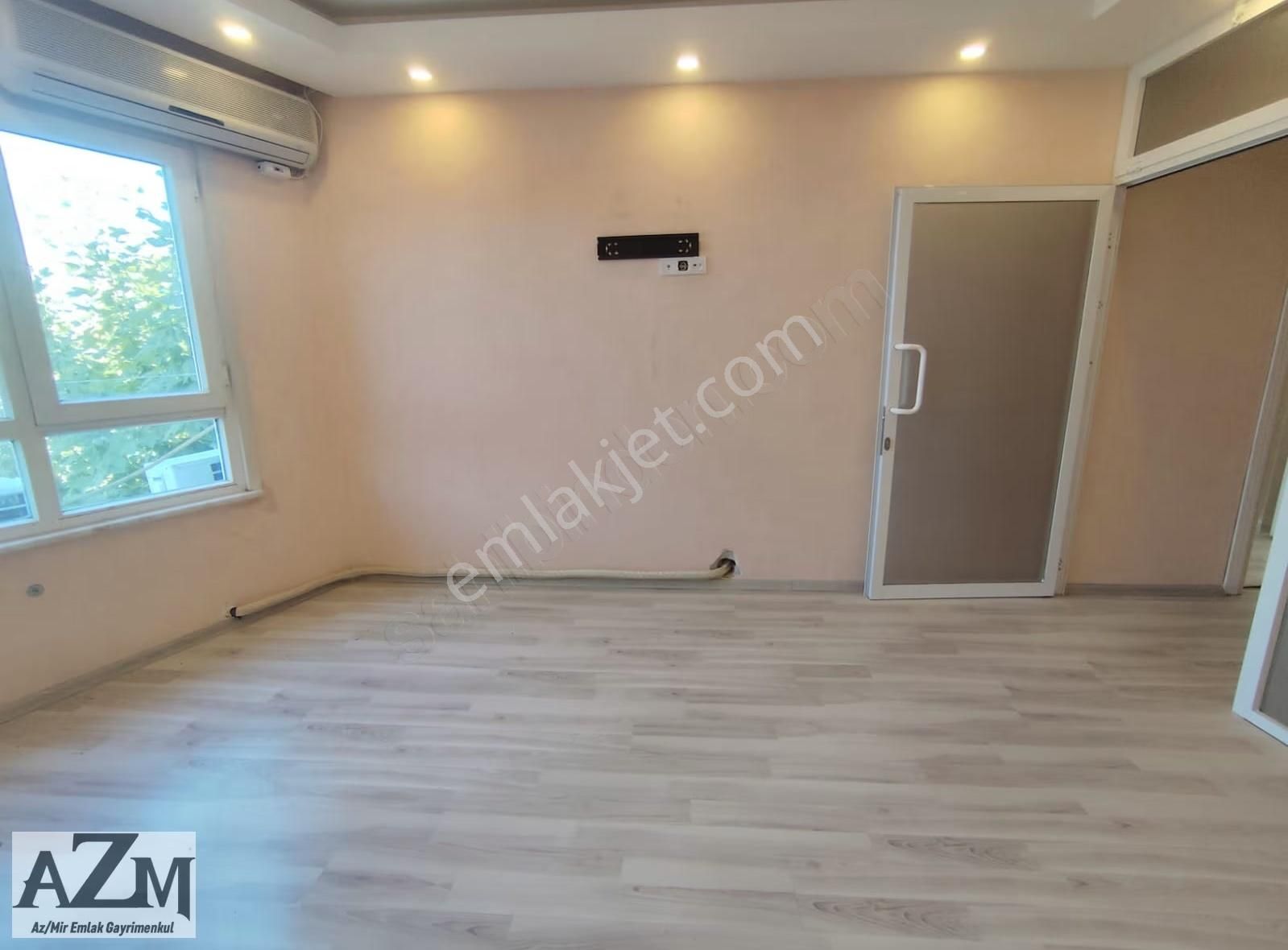 Azmir'den Belediye Karşısı Kiralık 45 M2 Ofis For Rent - Görsel 20