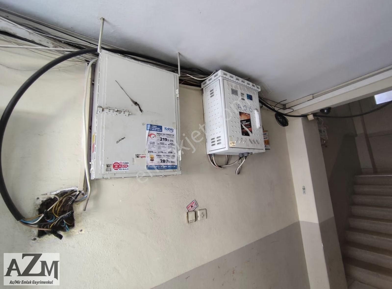 Azmir'den Belediye Karşısı Kiralık 45 M2 Ofis For Rent - Görsel 24