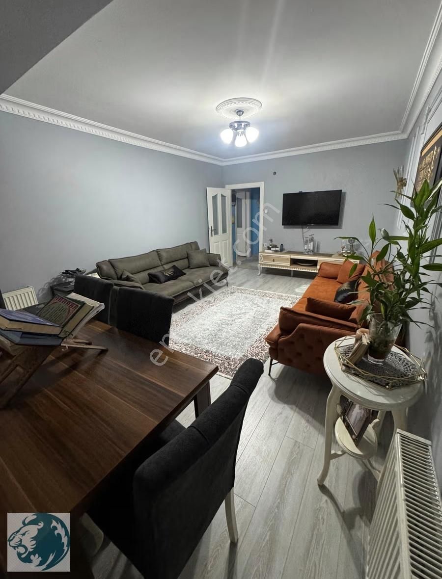 Sultaniye'de 4+2 Masrafsız Geniş M2 Satılık Dublex - Görsel 10