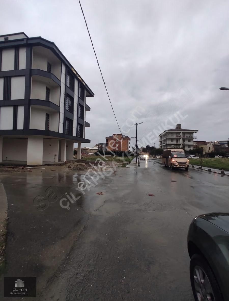 ## Cadde Üzeri 2+1 Sıfır Daire ##