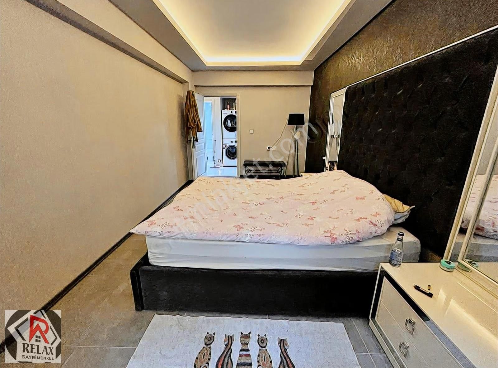 Relax'tan Seyitler Cd. Üzeri Lüx Yapılı Geniş Ön Cephe 3+1 - Görsel 4