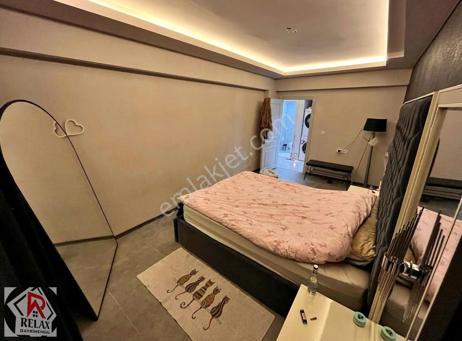 Relax'tan Seyitler Cd. Üzeri Lüx Yapılı Geniş Ön Cephe 3+1 - Görsel 21