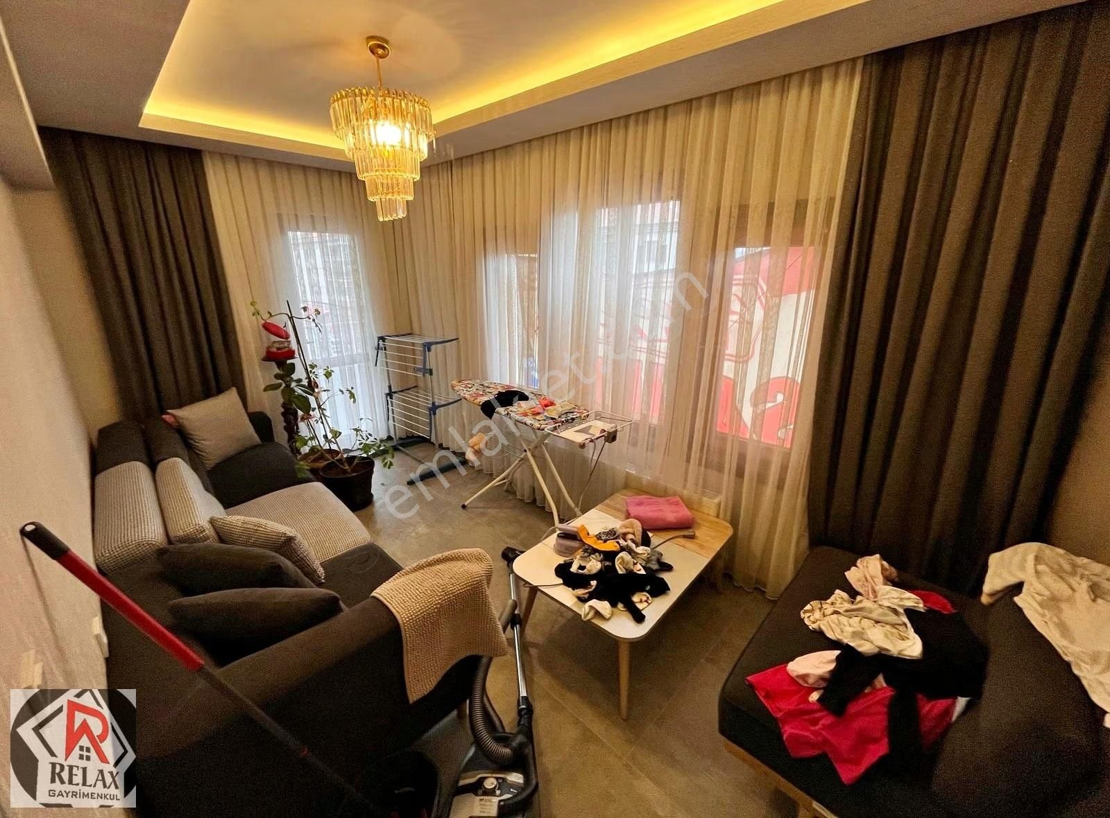 Relax'tan Seyitler Cd. Üzeri Lüx Yapılı Geniş Ön Cephe 3+1 - Görsel 3