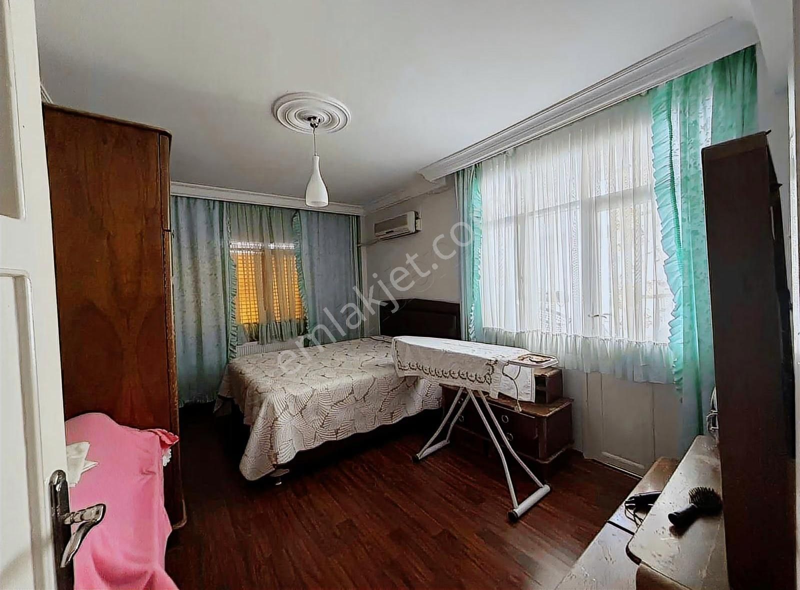 Güzelyalı Da Mükemmel Konumda 3+1 K.m Doğalgazlı - Görsel 8