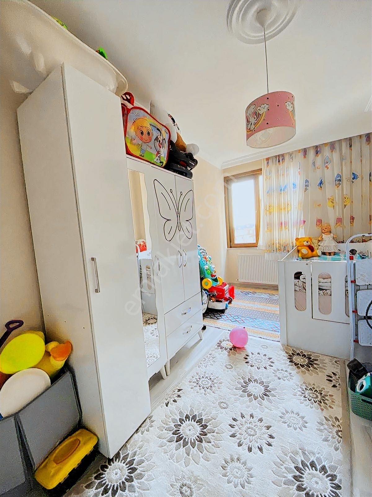 Atabey'den Satılık 2+1 90 M2 Geniş Ara Kat Daire Mevlana Mahalle - Görsel 26