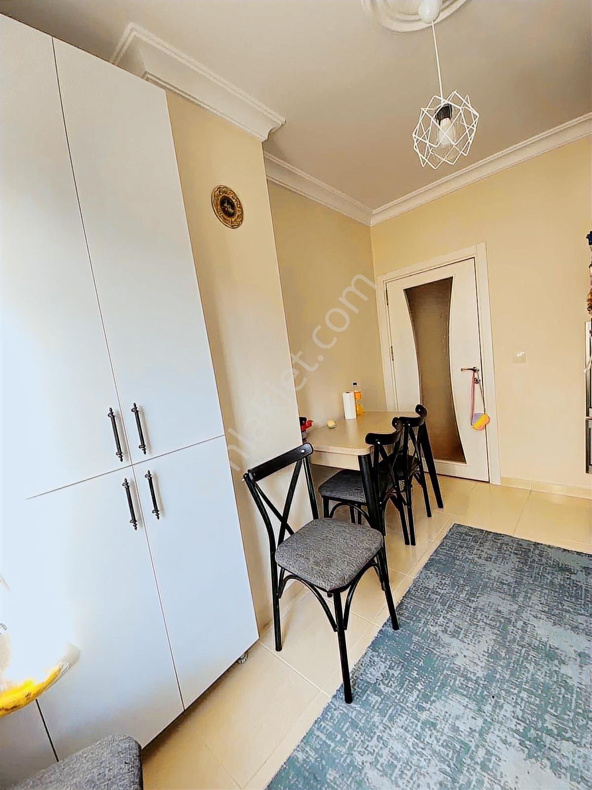 Atabey'den Satılık 2+1 90 M2 Geniş Ara Kat Daire Mevlana Mahalle - Görsel 16