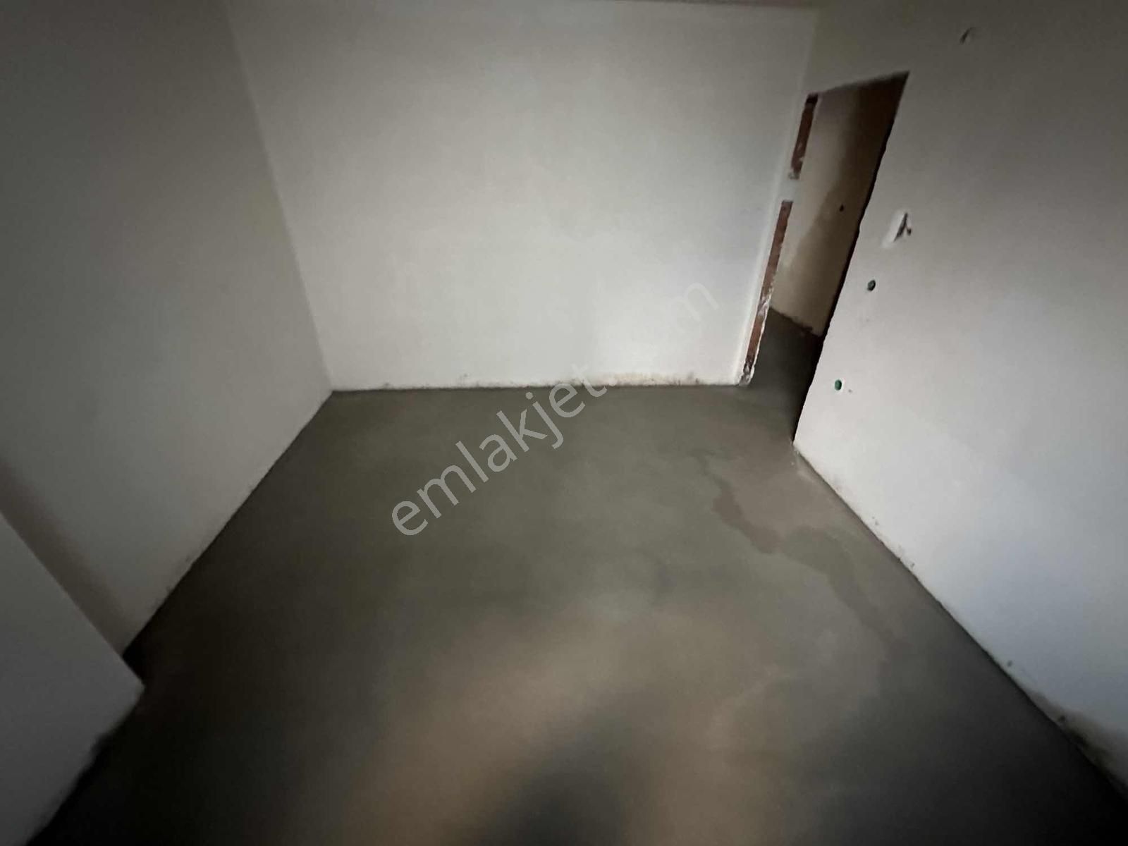 Satılık 2+1 80 M2 Ara Kat Daire Yunus Emre Mahallesi - Görsel 26