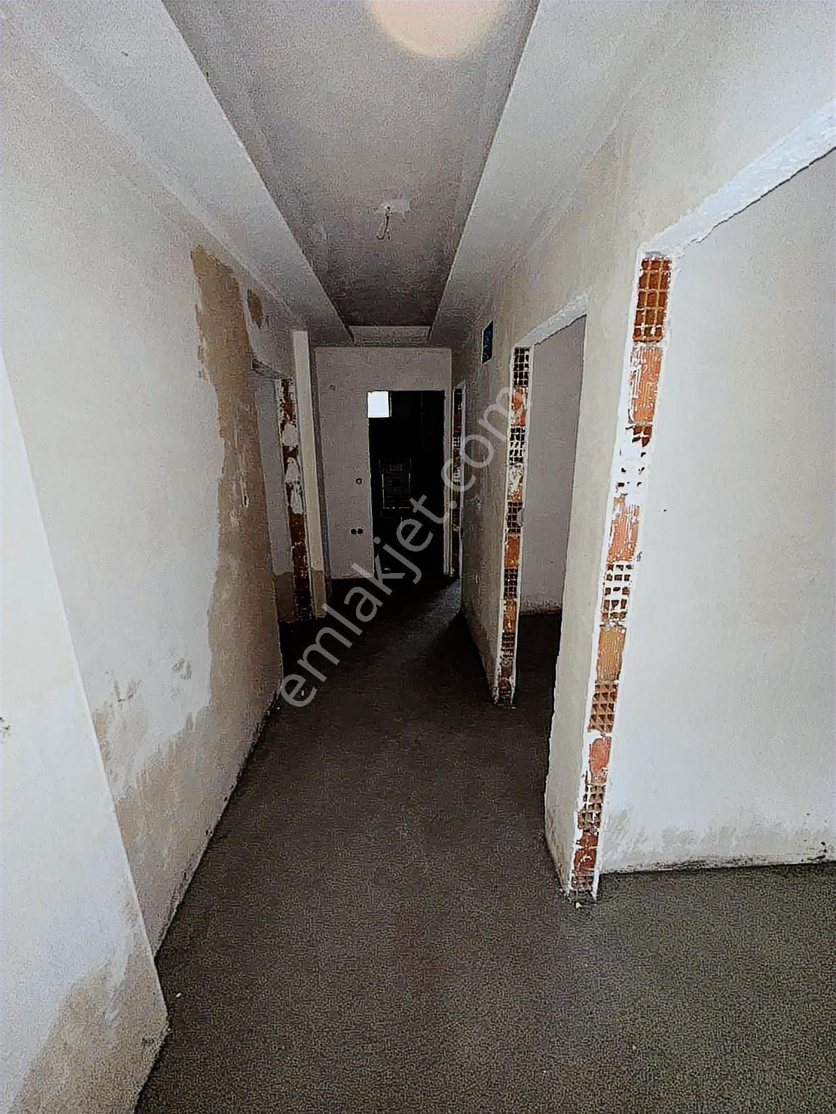 Satılık 2+1 80 M2 Ara Kat Daire Yunus Emre Mahallesi - Görsel 3