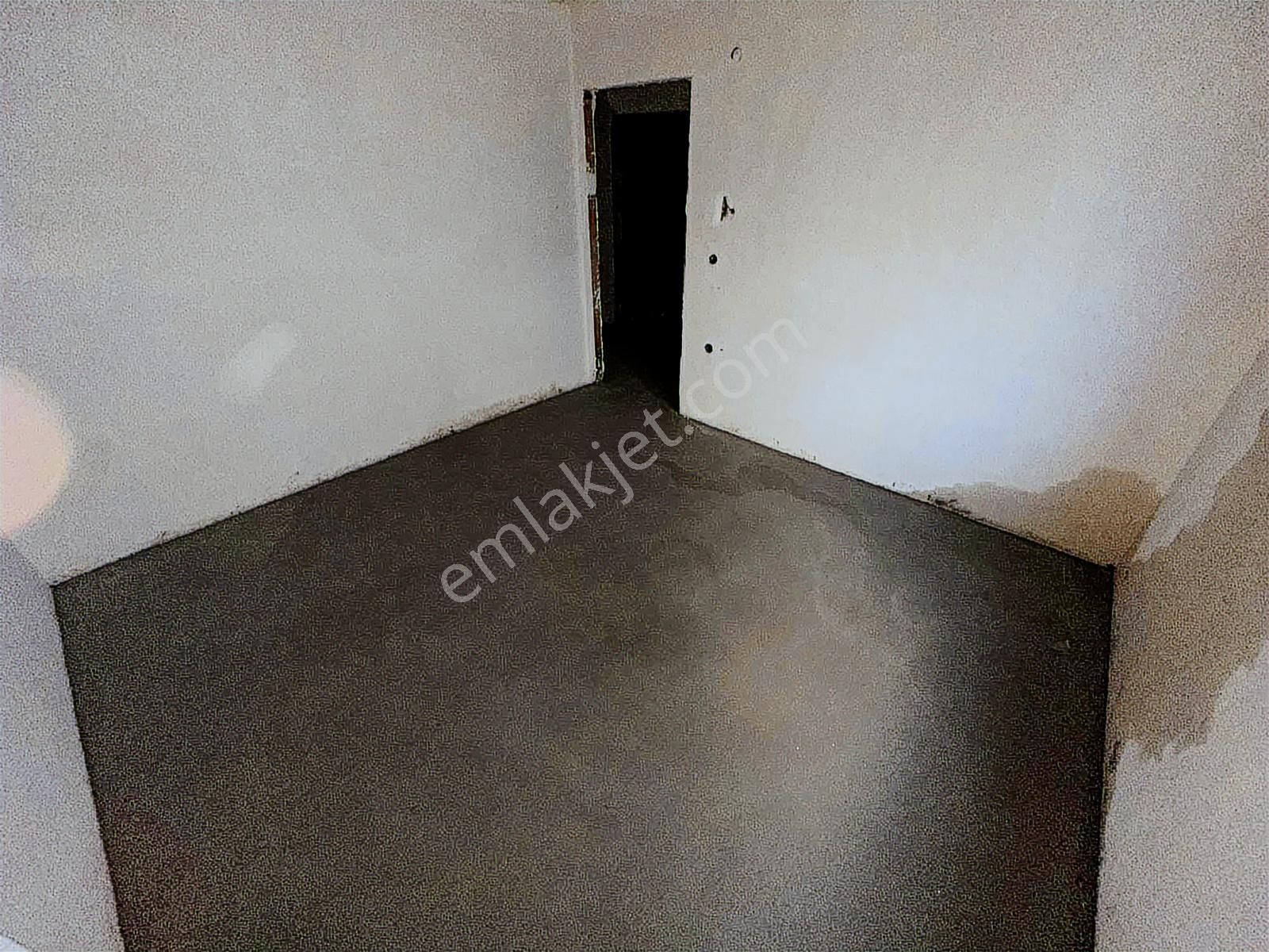 Satılık 2+1 80 M2 Ara Kat Daire Yunus Emre Mahallesi - Görsel 8
