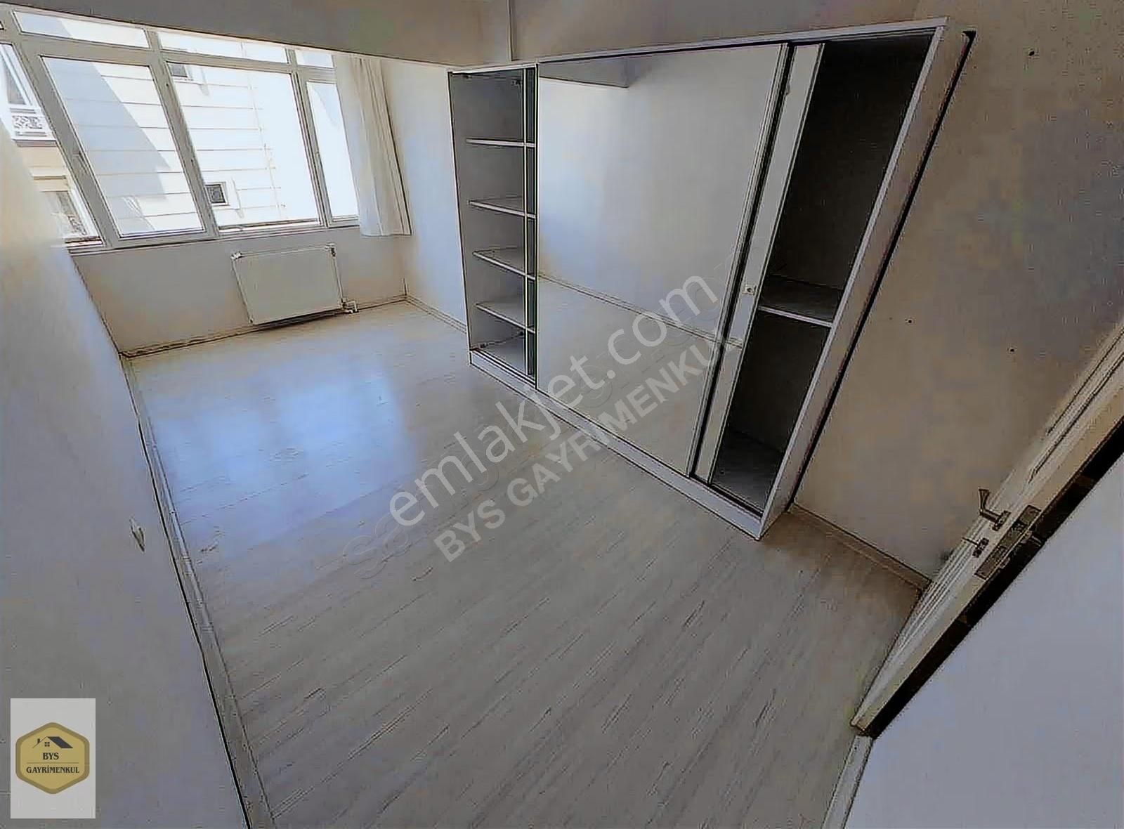 Bys'den Hükümet Konağı Karşısı Geniş Kiralık 3+1 Daire - Görsel 19