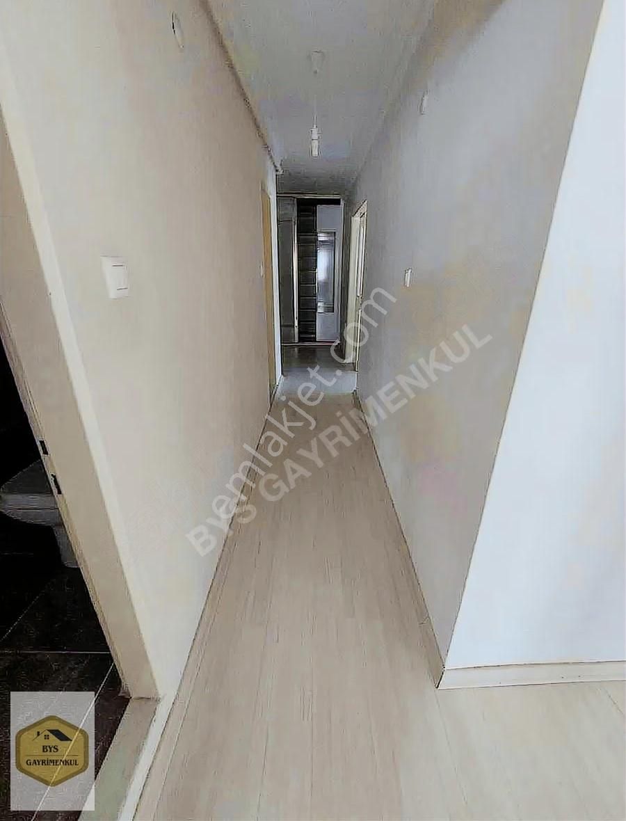 Bys'den Hükümet Konağı Karşısı Geniş Kiralık 3+1 Daire - Görsel 17