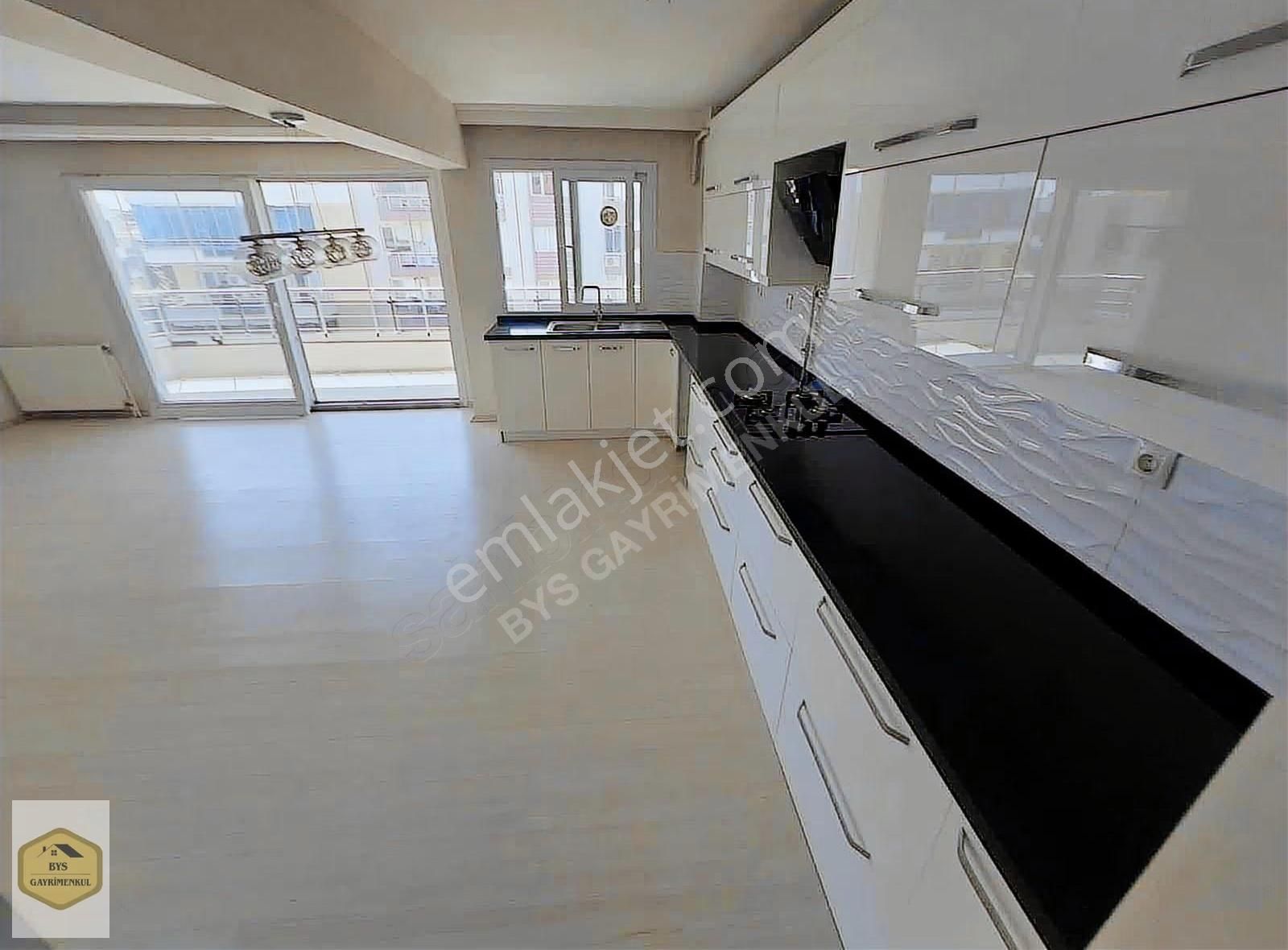 Bys'den Hükümet Konağı Karşısı Geniş Kiralık 3+1 Daire - Görsel 18