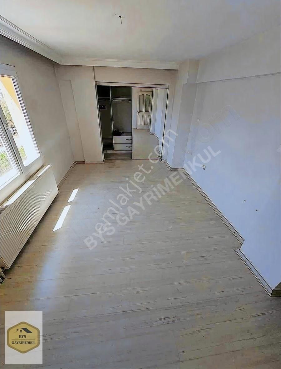 Bys'den Hükümet Konağı Karşısı Geniş Kiralık 3+1 Daire - Görsel 23