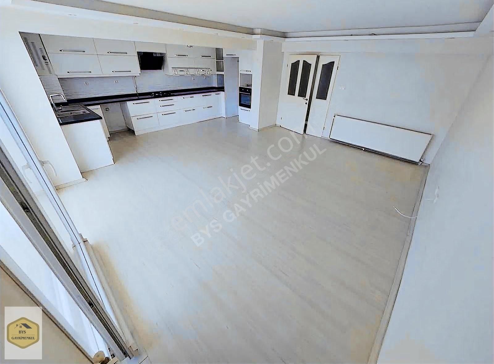 Bys'den Hükümet Konağı Karşısı Geniş Kiralık 3+1 Daire - Görsel 26